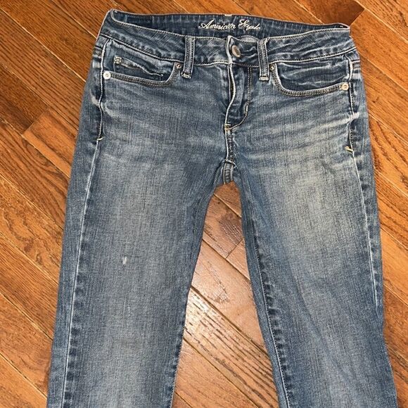American Eagle Outfitters Skinny distressed jeans.women’s 4 short - Picture 2 of 8